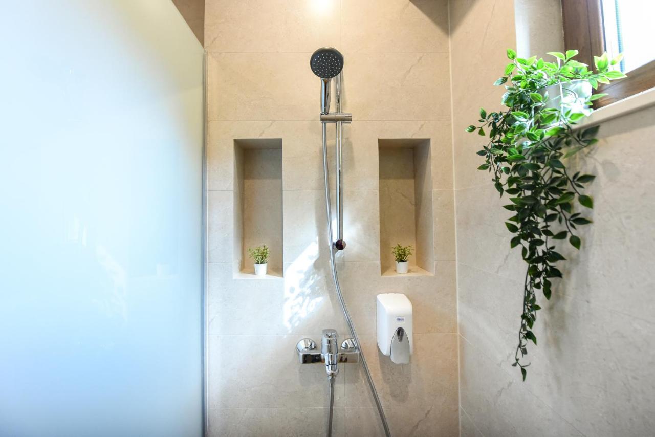 Green Leafy Brasov - Ideal 2 Bedroom Apartment Buitenkant foto